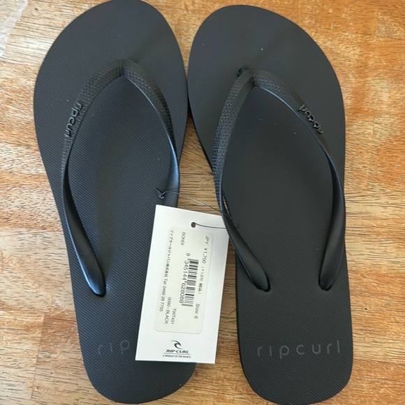 Rip Curl Flip Flops size 6 NWT - Picture 2 of 3